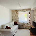 Koronsovac House With 4 Apartments Apartment *