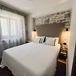 Апартаменты Koronsovac House With 4