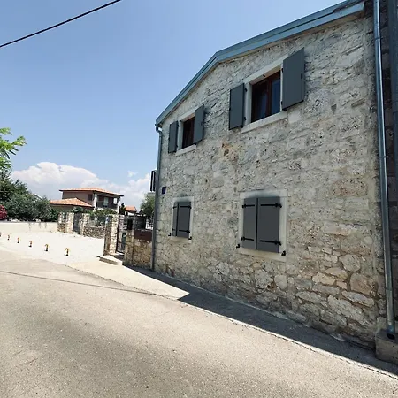 Koronsovac House With 4 *