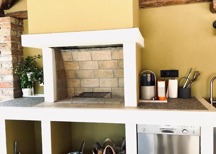 Koronsovac House With 4 Poreč