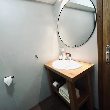 דירה Koronsovac House With 4 *