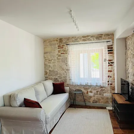 Koronsovac House With 4 Apartman *