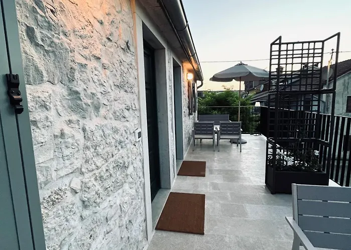 Koronsovac House With 4 Apartmán *